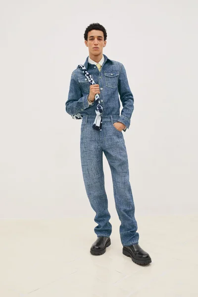 Look 12